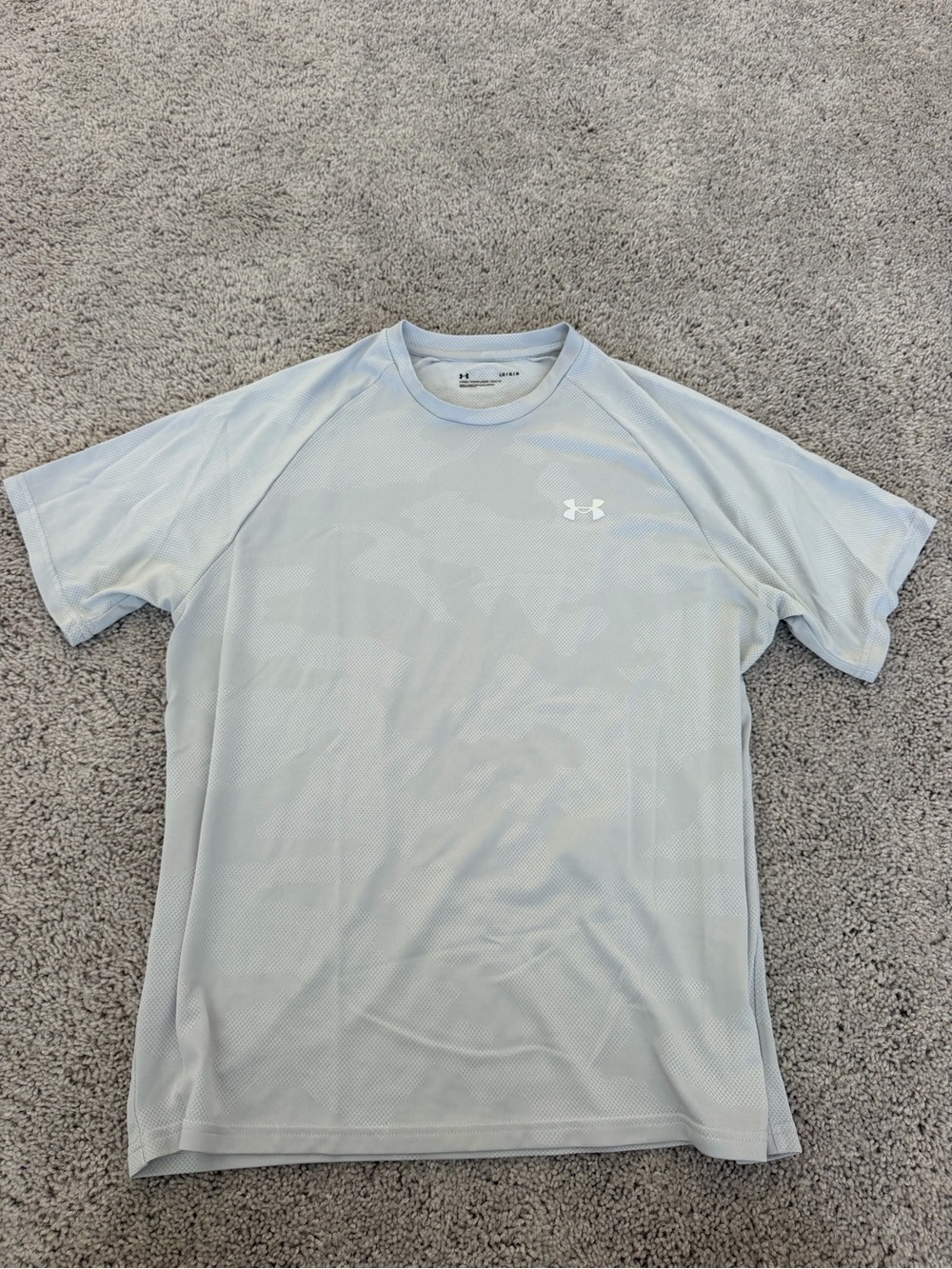 LG Light Gray Men’s Short Sleeve Performance Tee
